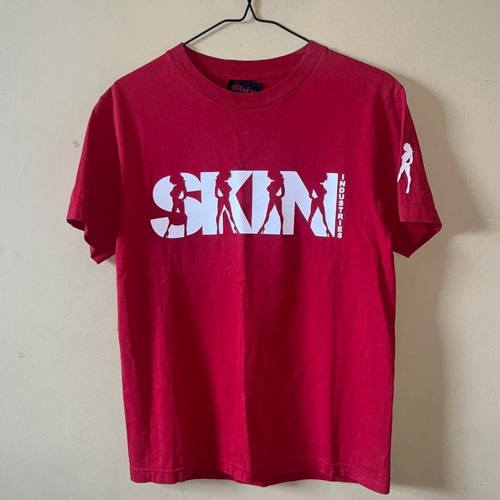 Y2K Skin Industries Silhouette Nude Girls Vintage 2000s Tee